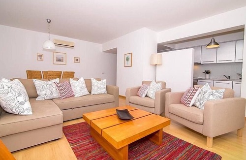 Telheiro Apartment | Top-Rated Marina Apartment with Oceanfront Pool in Lagos