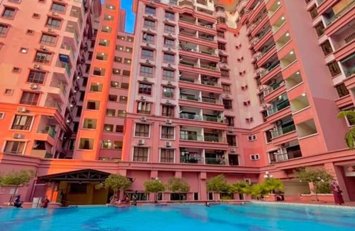 Downtown Kota Kinabalu Apartment | Elegant Marina B2 Penthouse - Perfect for Families