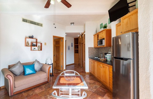 Marina Condo | Guest Rated 10/10: Marina Cabo Plaza Resort Studio