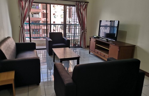 Downtown Kota Kinabalu Apartment | Cozy Marina Court 3-Bedroom Apartment with Pool View