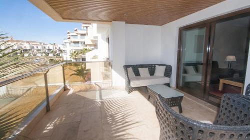 Castillo de Sabinillas Apartment | Family-Friendly Marina del Castillo 321 with Inviting Pool