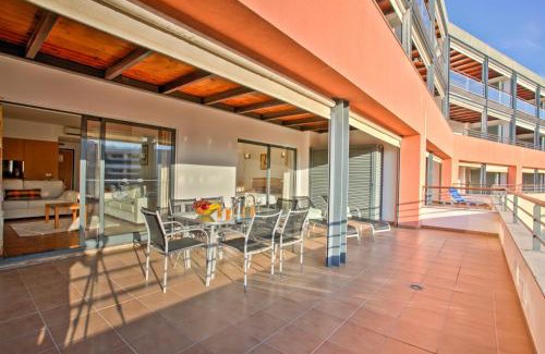 Telheiro Apartment | Oceanfront Marina Park 1002 with Pool & 9.3/10 Guest Rating