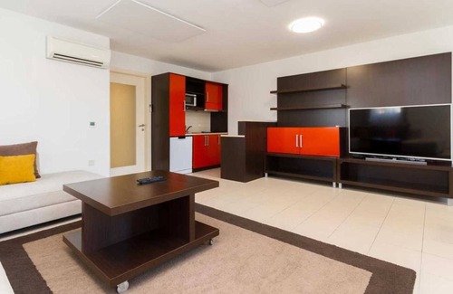 Piran Apartment | Ideal Marina Portoroz Apartment with Balcony & Ocean View