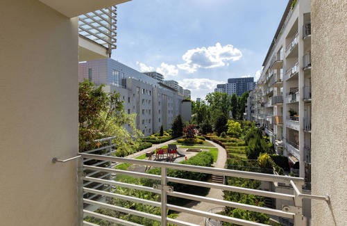 Przymorze Apartment | Cozy Marina Primore Apartment with Kitchen & Breakfast