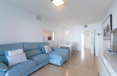 Castillo de Sabinillas Apartment | Discover Marina Real 321: Family-Friendly with Pool Access