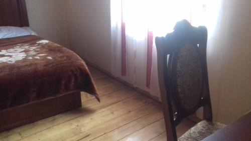 Lentekhi House | Cozy Marina's Guest House: Top-Rated with Pet-Friendly Amenities