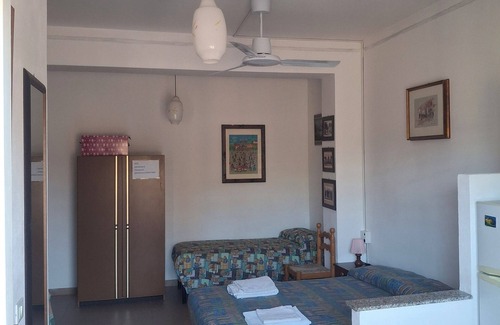 Tropea Apartment | Marilyn Hotel: Walk to the Beach & Enjoy Family-Friendly Perks
