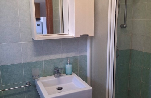 Tropea Apartment | Marilyn Hotel: Walk to the Beach & Enjoy Family-Friendly Perks
