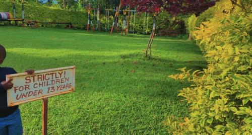 Eastern Region Hotel | Pet-Friendly Marina Terraces Hotel with Pool & Restaurant
