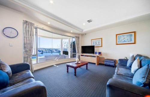 Port Lincoln Apartment | Family-Friendly 4-Star Apartments in Port Lincoln, Australia