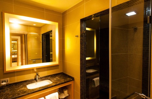 Sestri Ponente Hotel | Discover MarinaPlace Resort & Spa: Family-Friendly Retreat