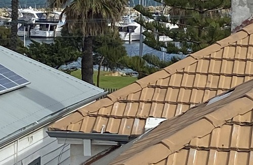 South Fremantle Apartment | Cozy Marine Beach Studio with Ocean Views & Pool Access