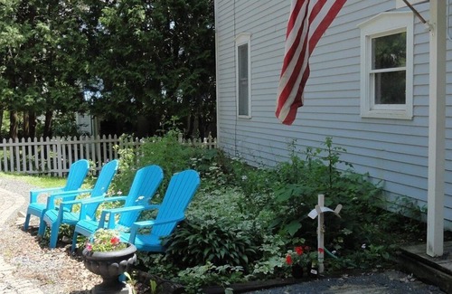 Marine on St. Croix Apartment | Serene Marine On St Croix Retreat with Pool & Breakfast