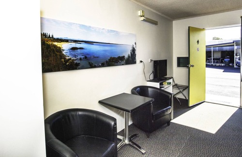 Laurieton Hotel | Mariner Motel: Guest Rated 9.4 with Family-Friendly Amenities