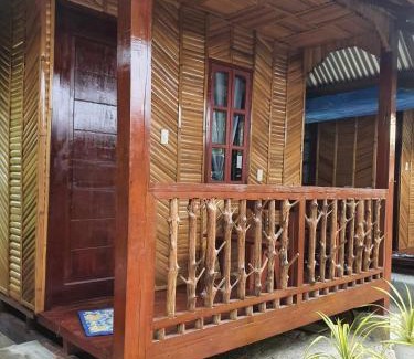 San Vicente Apartment | Pet-Friendly Marinero Travellers Inn with Top Guest Ratings