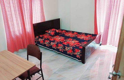 Dhanmondi Apartment | Family-Friendly Mariners Guest House for Your Next Getaway