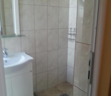 Hajduszoboszlo House | Exceptional Marinica Apartman: Family-Friendly Retreat