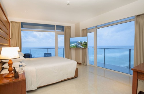 Bambalapitiya Hotel | Oceanview Serenity at Marino Beach Colombo - 5 Star Retreat