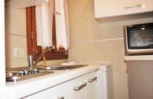 Cannaregio Apartment | Cozy Mario Apartment 3028 F with Family-Friendly Amenities