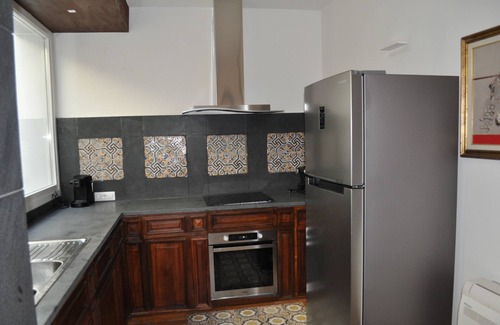 Historic Castle District Apartment | Mario's Historic Apartment with Two Terraces in the Center