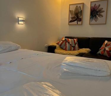 Alto da Boa Vista House | Pet-Friendly Maris Campos do Jordão with Breakfast Included