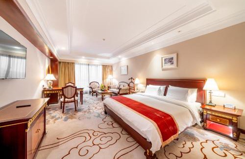Taicang Hotel | Discover Maritim Hotel Taicang Garden with Pool & Hot Tub