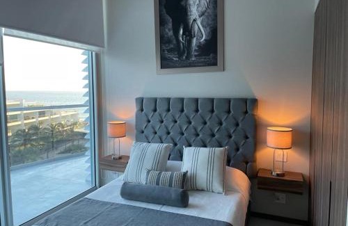 Flamingos Apartment | Maritima Front Beach Apartment