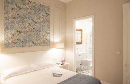 Old Town Apartment | Family-Friendly Retreat at Maritxu's Home - 4-Star Stay