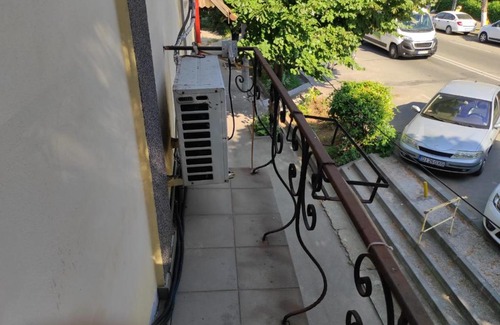 Craiova Villa | Pet-Friendly Retreat at Marius for Family Travel