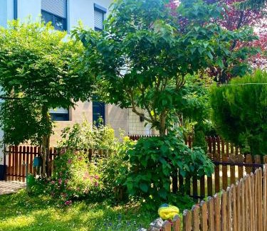 Balatonszarszo Apartment | Child-Friendly Retreat at Mark Apartman - Rated 9.7/10