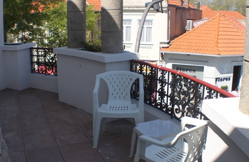 Foz do Douro Apartment | Inviting Market House Suite with Pool and Spa Amenities