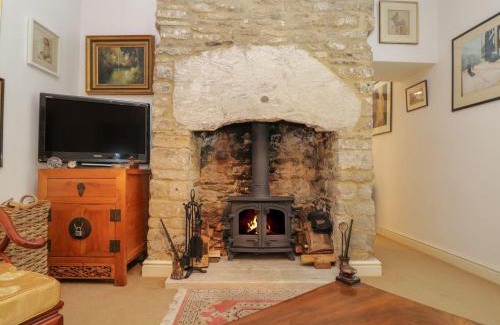 Tetbury House | Discover Market Place Cottage in Central Tetbury, Cotswolds