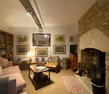 Tetbury House | Discover Market Place Cottage in Central Tetbury, Cotswolds
