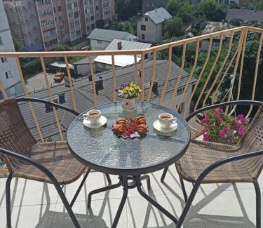 Ivano-Frankovsk Apartment | Luxury Stay at Marko de Luxe - Rated 9.7/10 by Guests