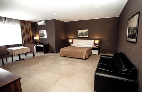 Aksay Hotel | Budget-Friendly Stay at Marko Polo with Spa & Dining