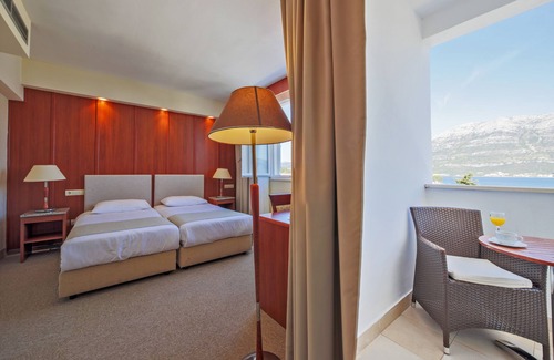 Cove Tri Zala (Zrnovo) Hotel | Experience Comfort at Marko Polo Hotel by Aminess