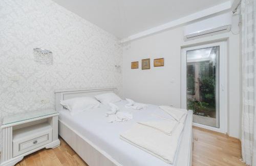 Budva Apartment | Top-Rated Markoni Apartments with Oceanfront Views