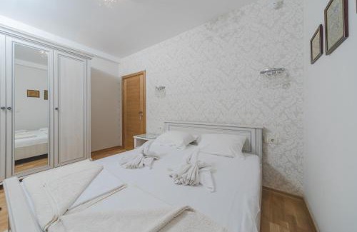 Budva Apartment | Top-Rated Markoni Apartments with Oceanfront Views