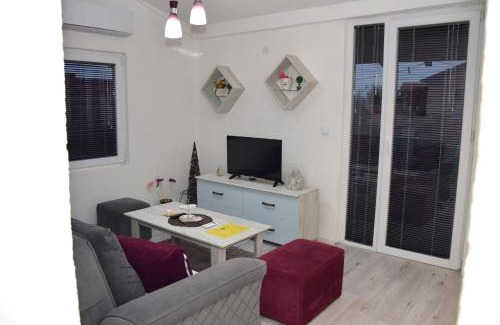 Prilep Apartment | Pet-Friendly Markos Towers Apartments with High Guest Ratings