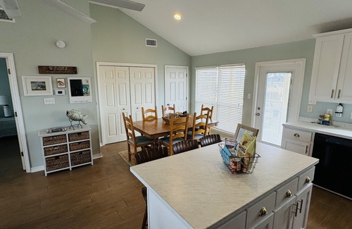 Dauphin Island House | Waterfront Retreat: Guest Rated 10/10 with Spa & Ocean Views