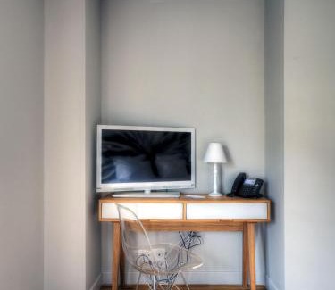 Angers Hotel | Experience Elegance at 21, Foch - Rated 8.6/10
