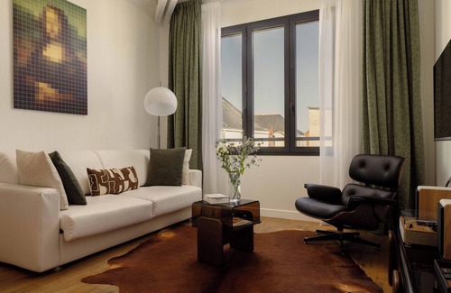 Angers Hotel | Elegant Hôtel 21 Foch: Family-Friendly with Top Amenities
