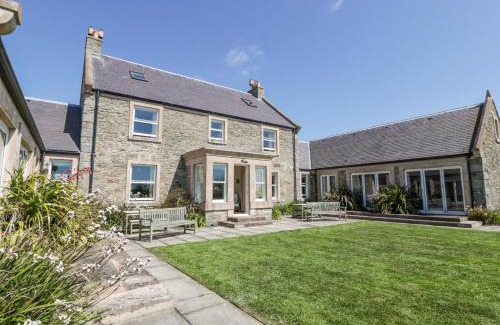 Newton Stewart House | Discover Marl House: Pet Friendly with Great Reviews