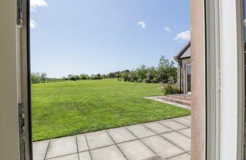 Newton Stewart House | Discover Marl House: Pet Friendly with Great Reviews