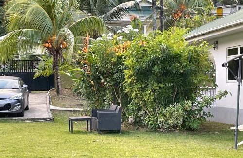 Pointe Larue House | Discover MARL Self Catering: Family-Friendly with Breakfast