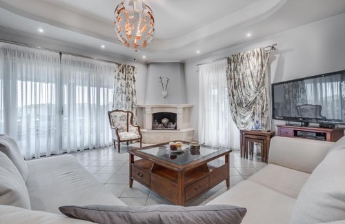 Vassilatika House | Explore Marlene Countryside Villa: 4-Star with Family Amenities