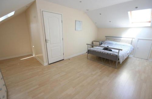 Wallasey Apartment | Pet-Friendly Ocean View at Marley Mansion Apartments