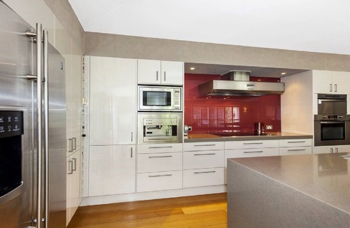 Patonga House | Marleys Retreat @ Patonga