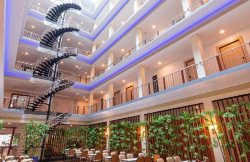 Makham Tia Hotel | Budget-Friendly Marlin Hotel with Breakfast & Family Amenities