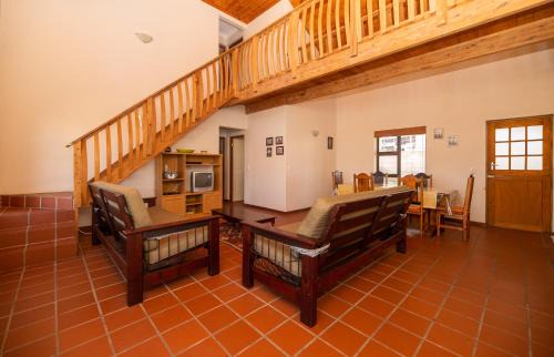 Struisbaai House | Family-Friendly Retreat at Marlyn 39: Your Perfect Getaway